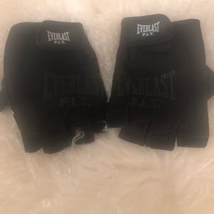 GC EVERLAST F.I.T weightlifting/fitness gloves in size XL!!!